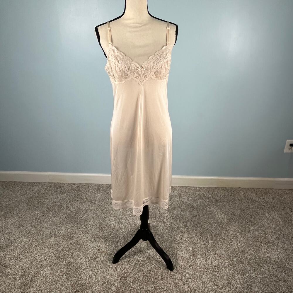 Vintage Vassarette Lace Ivory Cream Midi coquette balletcore slipdress